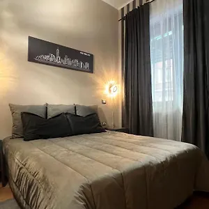 Matrimoniale Al Centro Di Monaco Apartamento