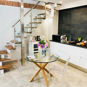 https://dimora-umberto-apartment.taorminaitalyhotels.com
